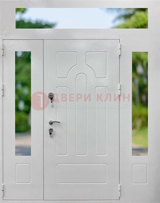 Белая стальная дверь порошок со стеклом и фрамугами ДФГ-11 в Воронеже