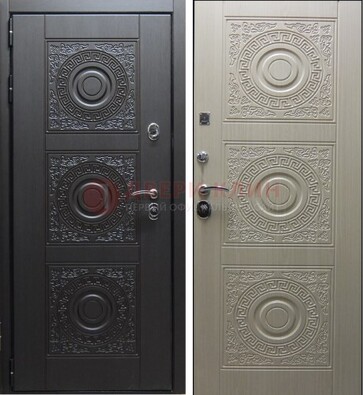 Темная стальная дверь с МДФ ДМ-161 для коттеджа в Воронеже
