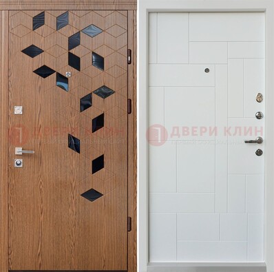Коричневая металлическая дверь МДФ внутри белого цвета ДМ-256 в Воронеже