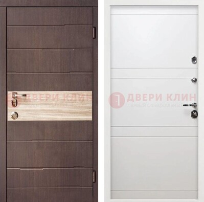 Коричневая стальная дверь с филенчатой МДФ в Белом цвете ДМ-306 в Воронеже