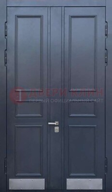 Черная двухстворчатая дверь для улицы с МДФ ДМ-535 в Воронеже