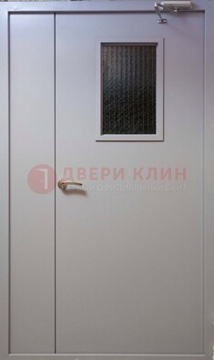 Белая железная дверь ДПД-4 в Воронеже