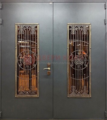 Входная металлическая парадная дверь со стеклом и ковкой ДПР-81 в Воронеже