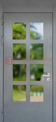 Серая металлическая дверь со стеклом ДС-78 в Воронеже