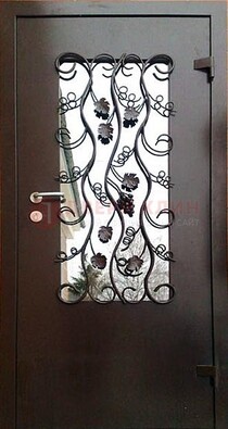 Металлическая дверь со стеклом и ковкой ДСК-43 в офис в Воронеже