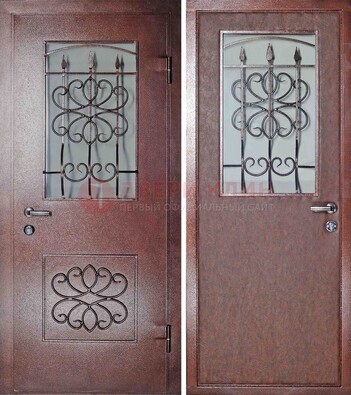 Железная дверь с прозрачным стеклом и ковкой ДСК-85 в кафе в Воронеже