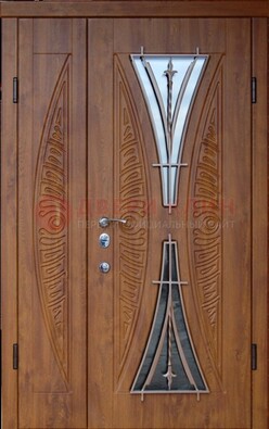 Входная классическая дверь с терморазрывом и коричневым МДФ ДВТ-76 в Воронеже