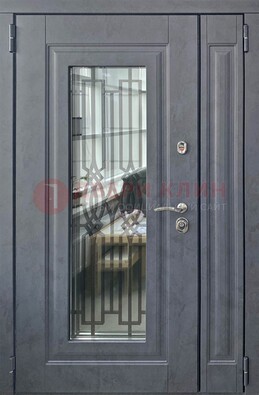 Серая стальная дверь Винорит со стеклом и ковкой ПЛ-29 в Воронеже