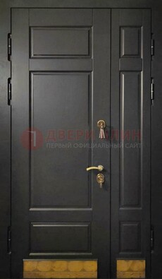 Черная полуторная железная дверь для частного дома ПЛ-2 в Воронеже