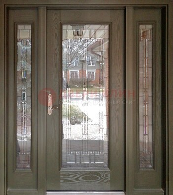 Коричневая стальная дверь с массивом дуба с витражом ВЖ-16 в Воронеже